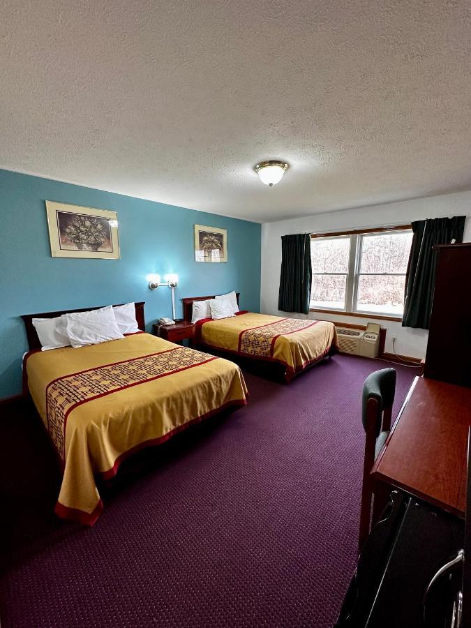 Attica Inn Екстер'єр фото
