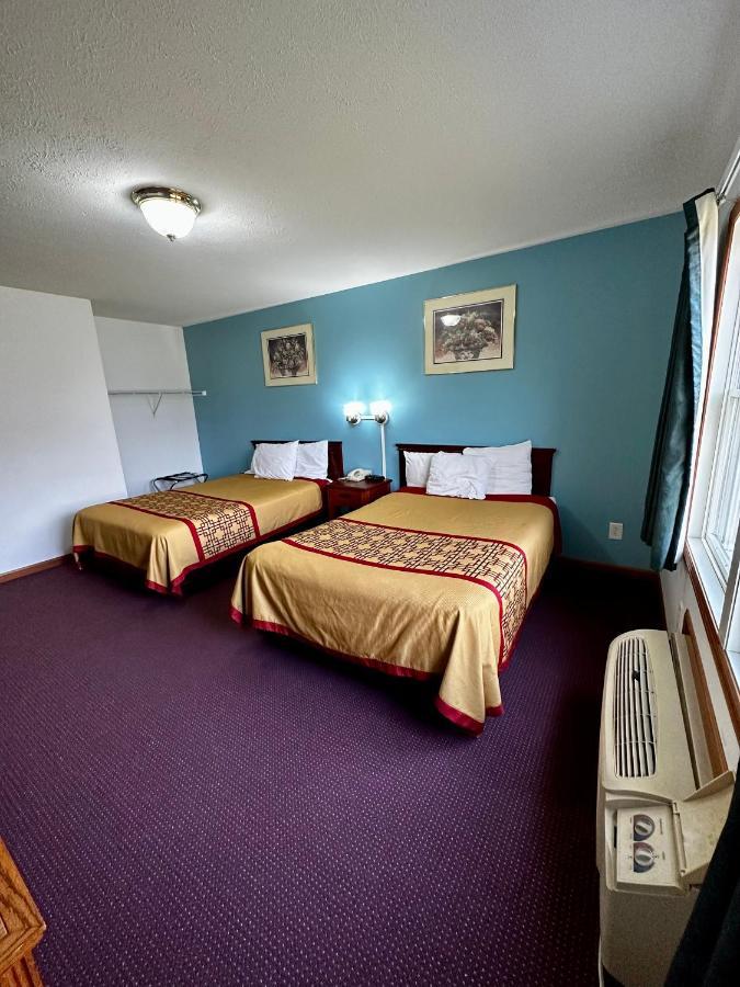 Attica Inn Екстер'єр фото