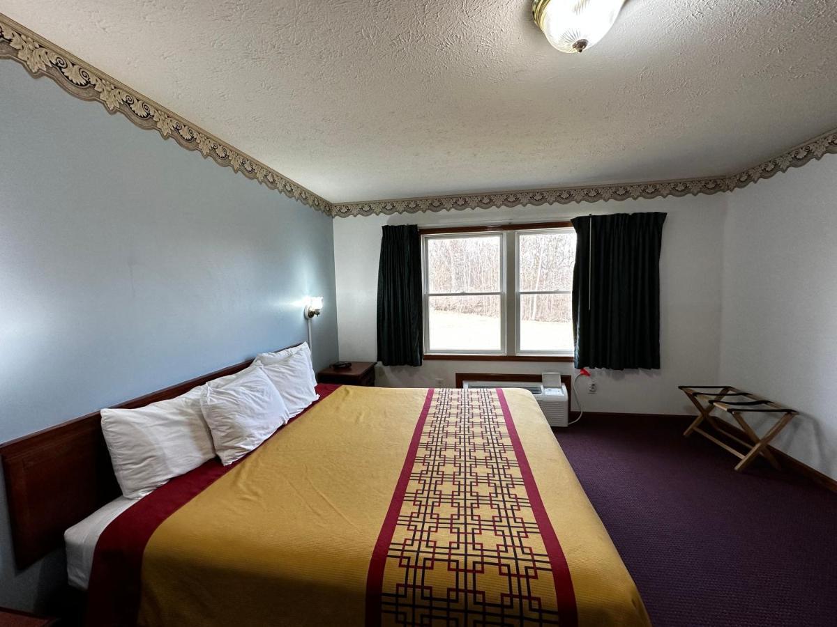 Attica Inn Екстер'єр фото